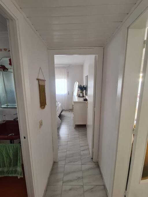 Nice Beachside 2-Bd Apt Near Barcelona Cunit Exterior photo